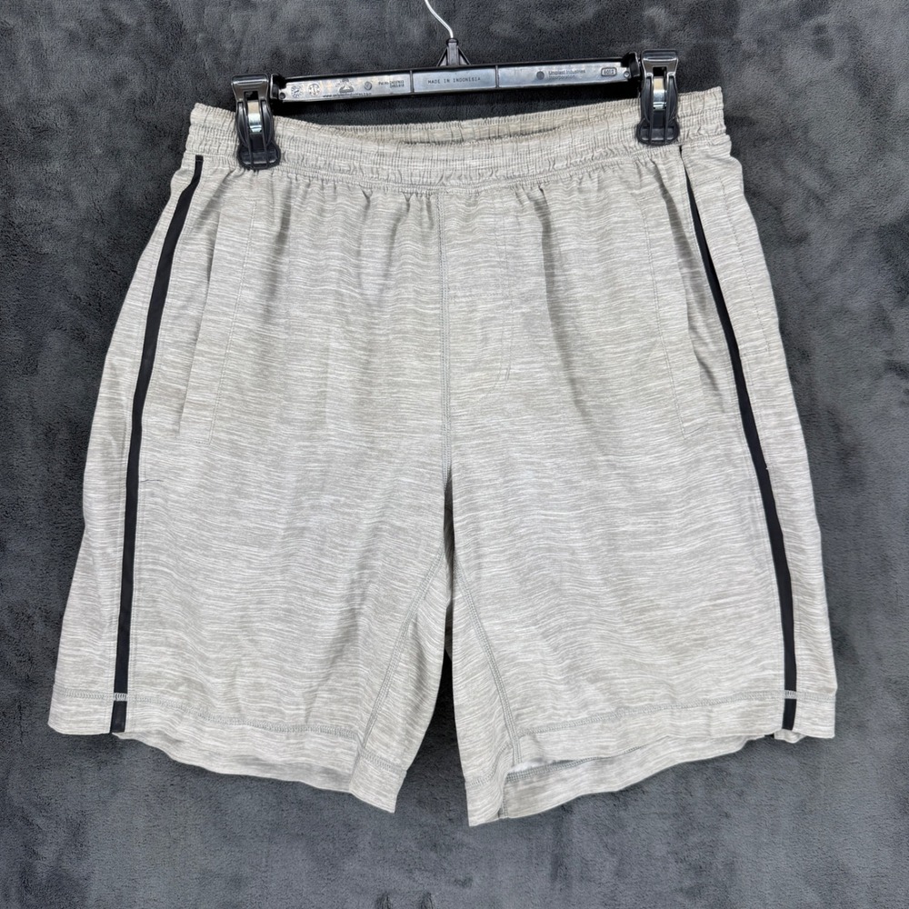 Lululemon‎ Mens Space Dye Athletic Shorts Grey Black Stripe Size M Activewear